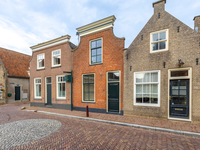 Hoogstraat 32